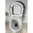 Kép 6/9 - SAPHO Brilla Rimless fali WC beépített bidézuhannyal, 36,5×53 cm