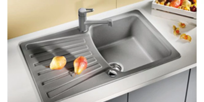 A gránit mosogatótálca megőrzi karcmentességét